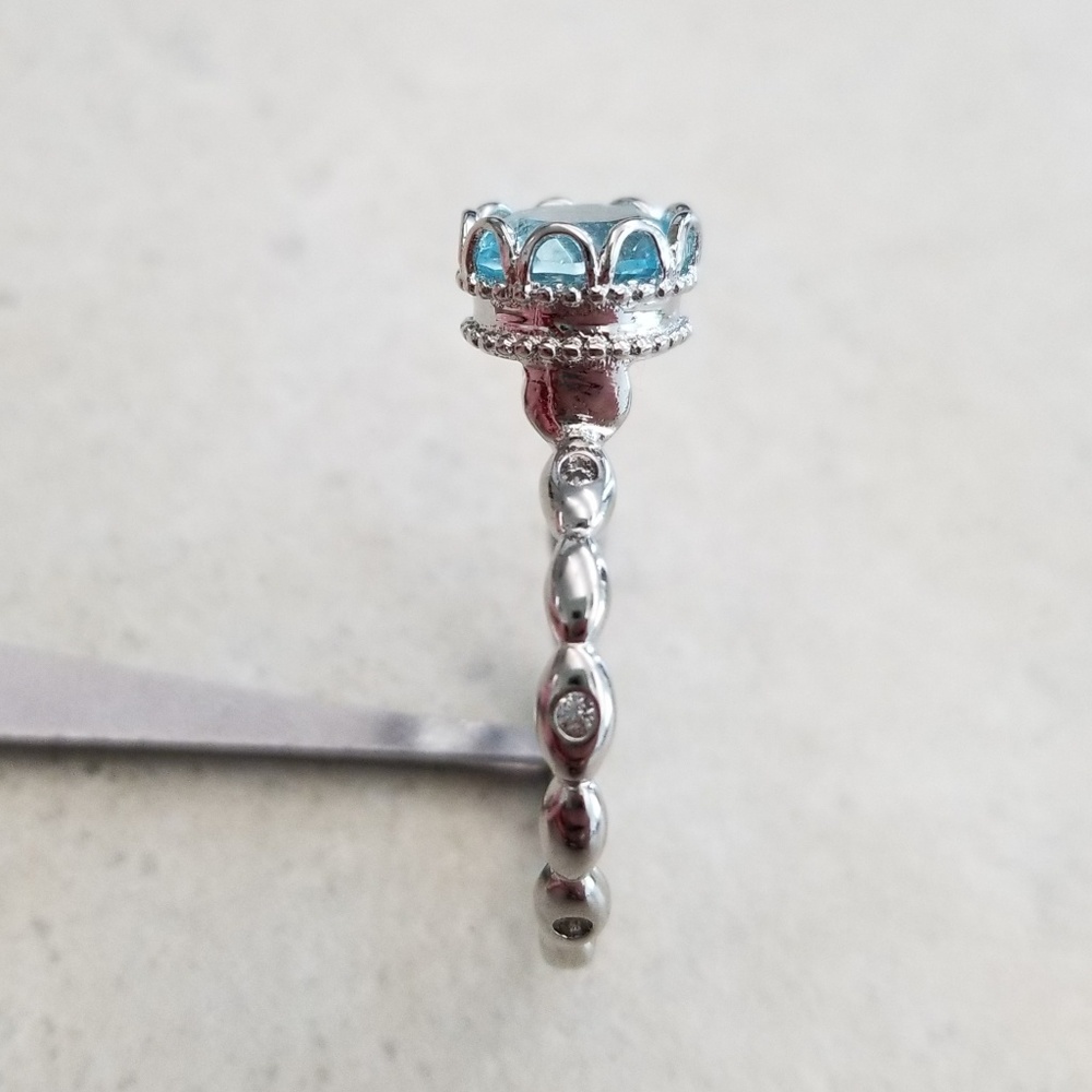 HOST PICK 2X!! 💍 Sterling Acqua Blue Solitaire - Picture 4 of 9